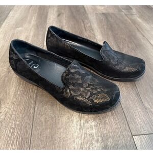 Dansko Olivia Black Copper Snakeskin Metallic Leather Slip On Loafers Size 41